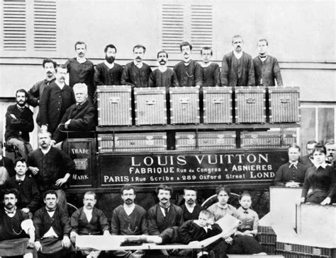 de geschiedenis van louis vuitton|Louis Vuitton amsterdam.